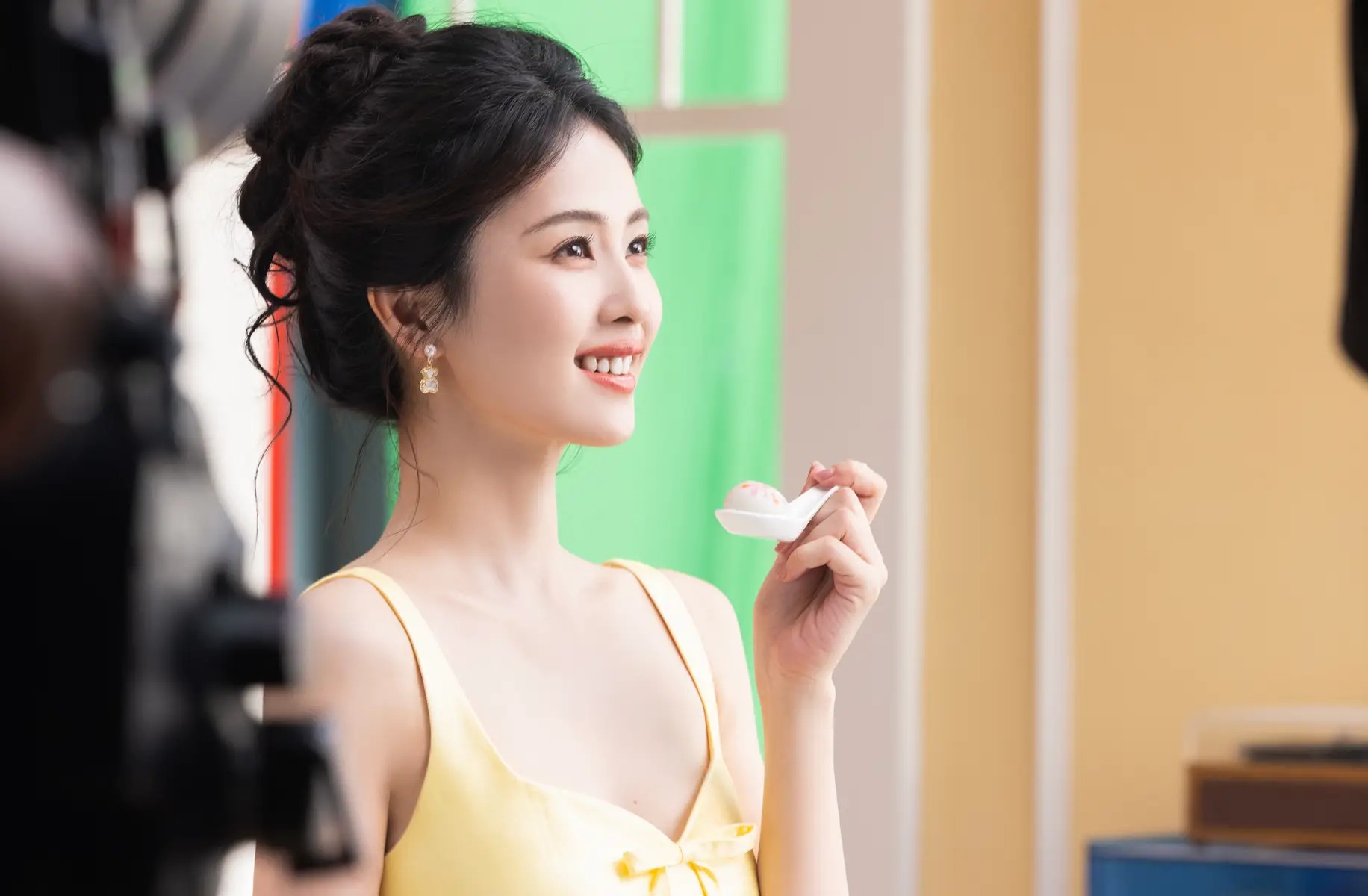 美政府“停摆” ，白宫宴会厅建造不停工：面积达8300多平方米，可容纳约1000名宾客，特朗普称已收到3.5亿美元捐款 据央视新闻，当地时间10月23日，美国联