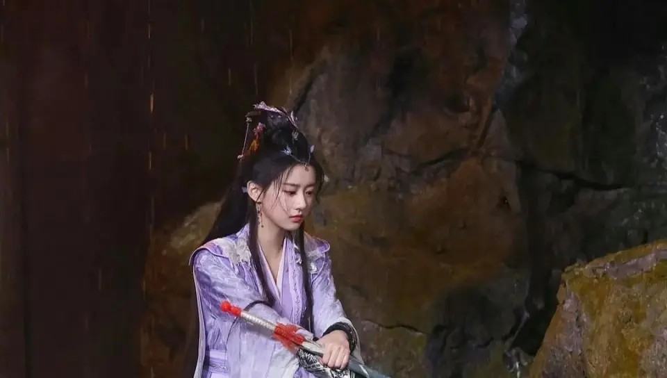 寒武纪前CTO反诉索赔42.87亿，158亿天价股权归属成谜？