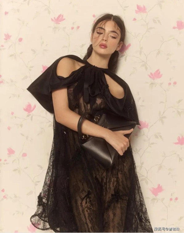 2025年起AI内容占比超50%，“人味”成最大溢价……